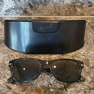 PERSOL Black polarized sunglasses 2953S